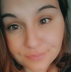 Meet your Posher, Brittney